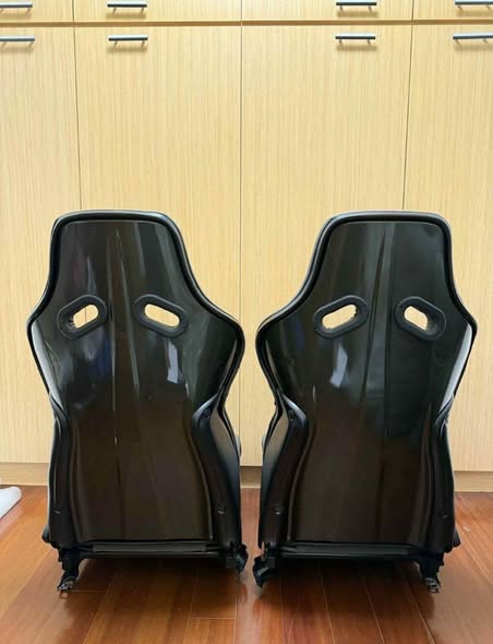 Subaru Impreza STI S204 Recaro Carbon Fiber Front Seats – Like New (Ultra Rare) - Image 2