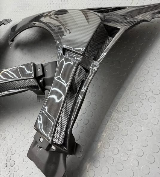 Carbon Fiber Fender for Subaru WRX / STI (2015–2020) – VR Style - Image 4